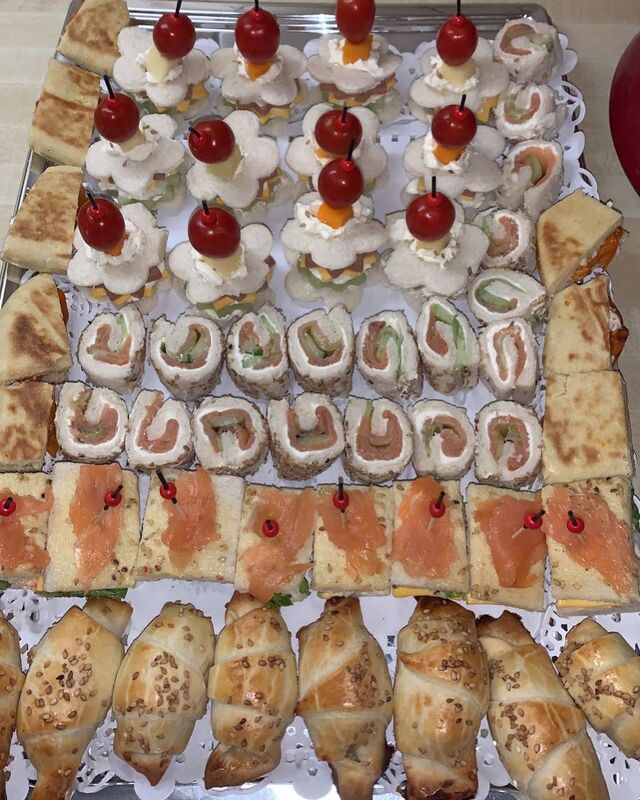 Plateau assortiments petits fours salés