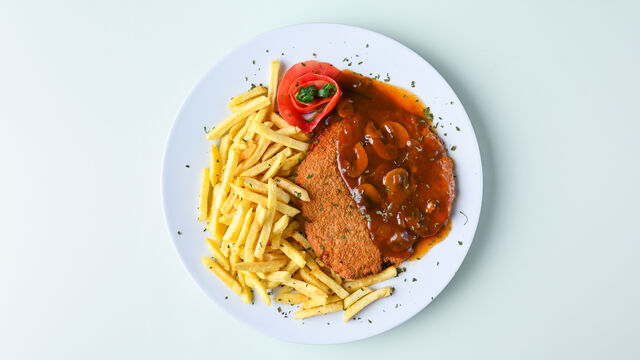Schnitzel mit diversen Saucen