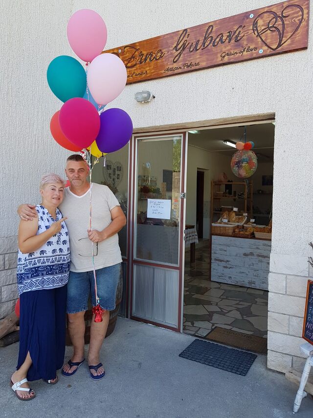 Dođite da proslavimo naš prvi rođendan! Our first birthday join us and lets celebrate it together!