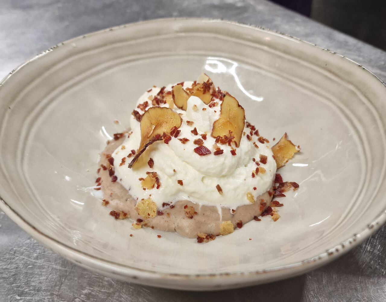 Œuf parfait, déclinaison de châtaigne et espuma lard