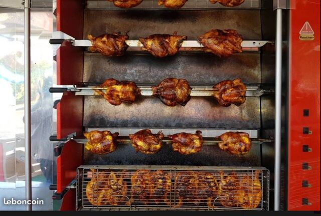 Poulets jaunes et fermiers Label Rouge