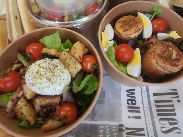 Salade chèvre chaud ou lyonnaise