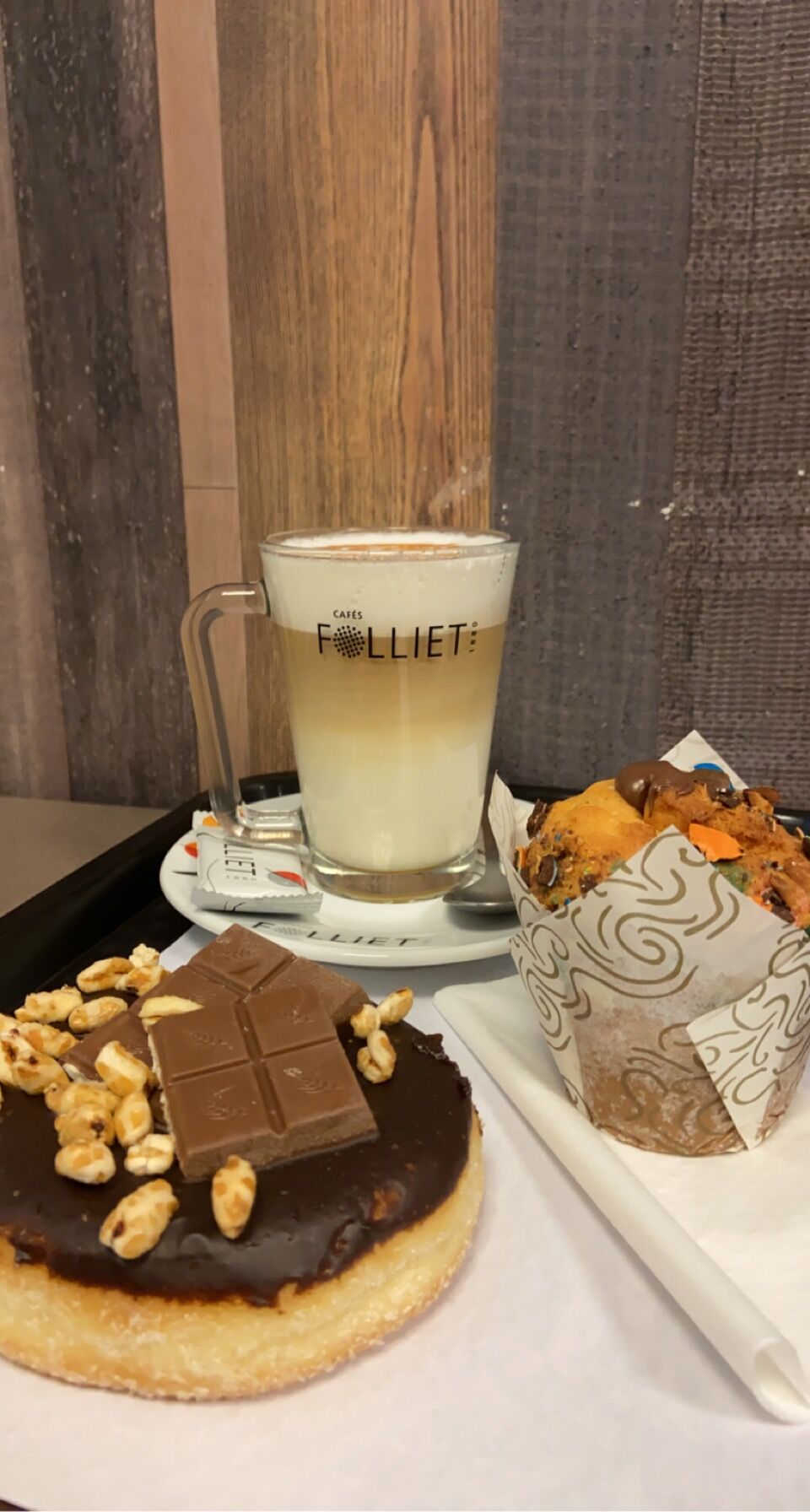Latte machiatto caramel, spéculos, tiramisu 3,80€