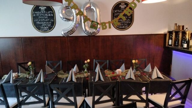 Schönen Abend
90 Geburtstag 