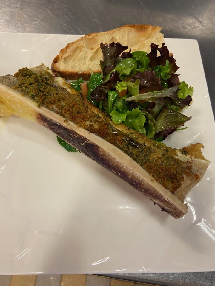 Os à moelle rôti en croûte persillade