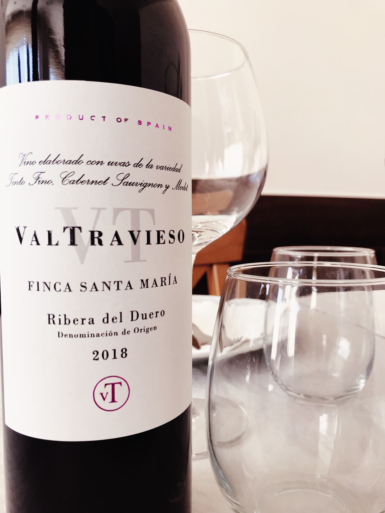 VINO TINTO D.O. RIBERA DEL DUERO 