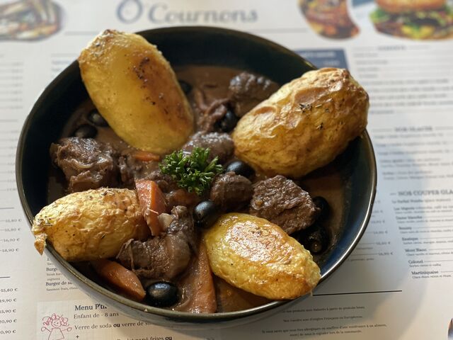 Bourguignon de bœuf et pommes de terre