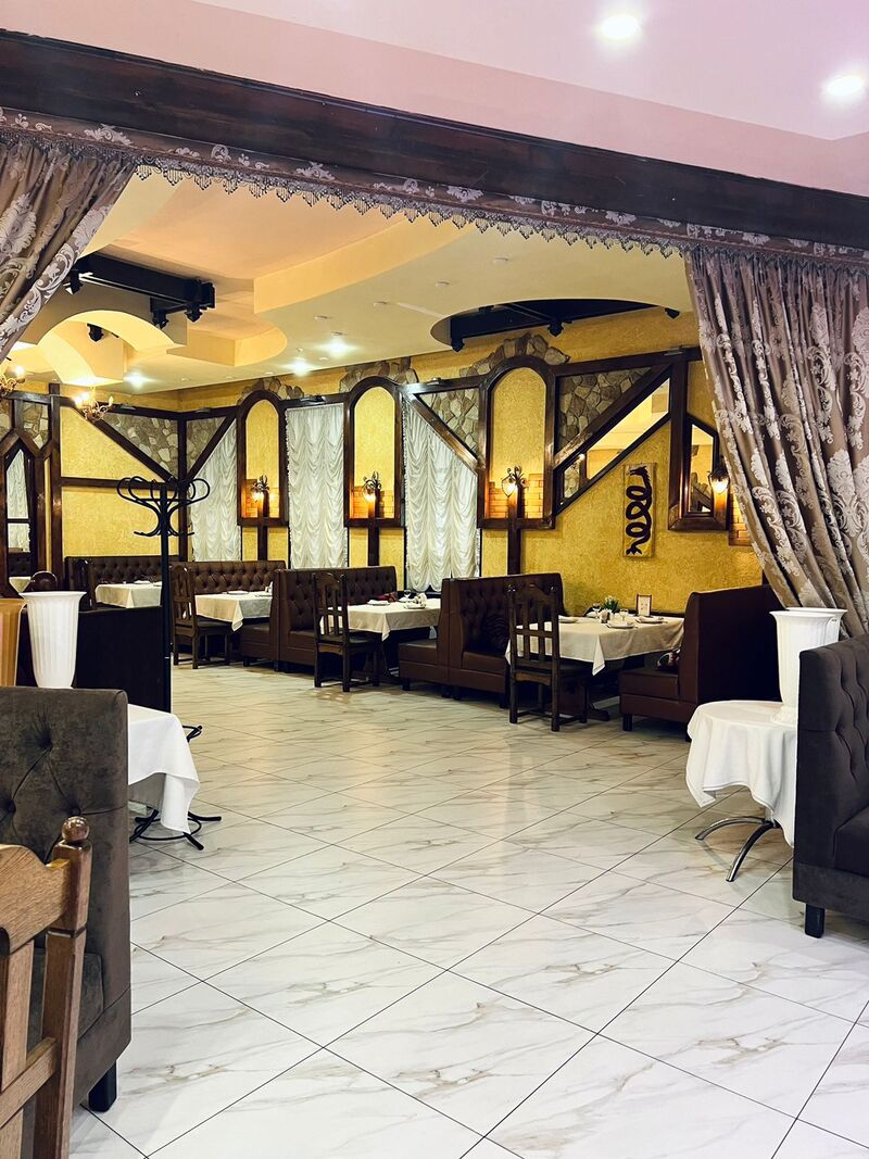 Основний зал