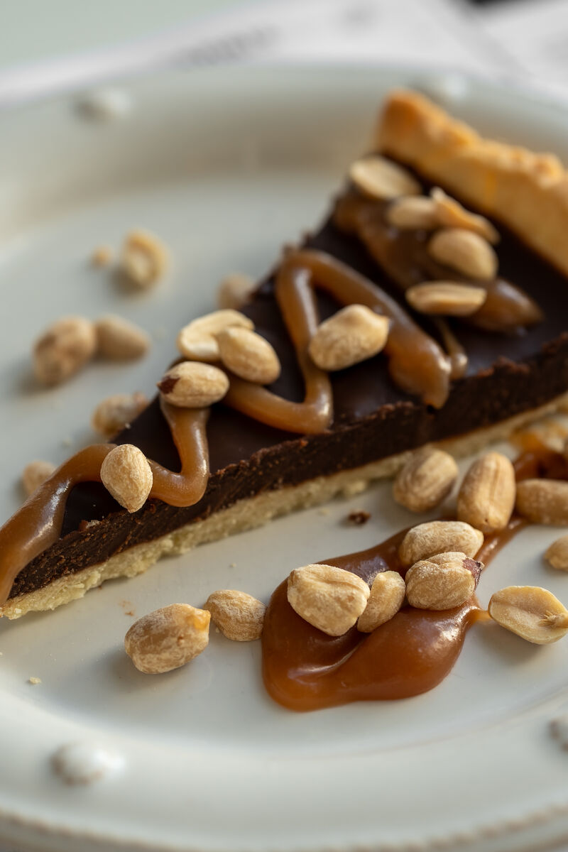 Tarte de Chocolate com amendoim e caramelo salgado