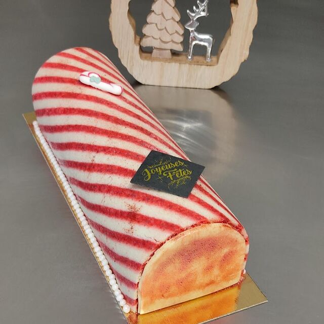 Bûche biscuit joconde rayé