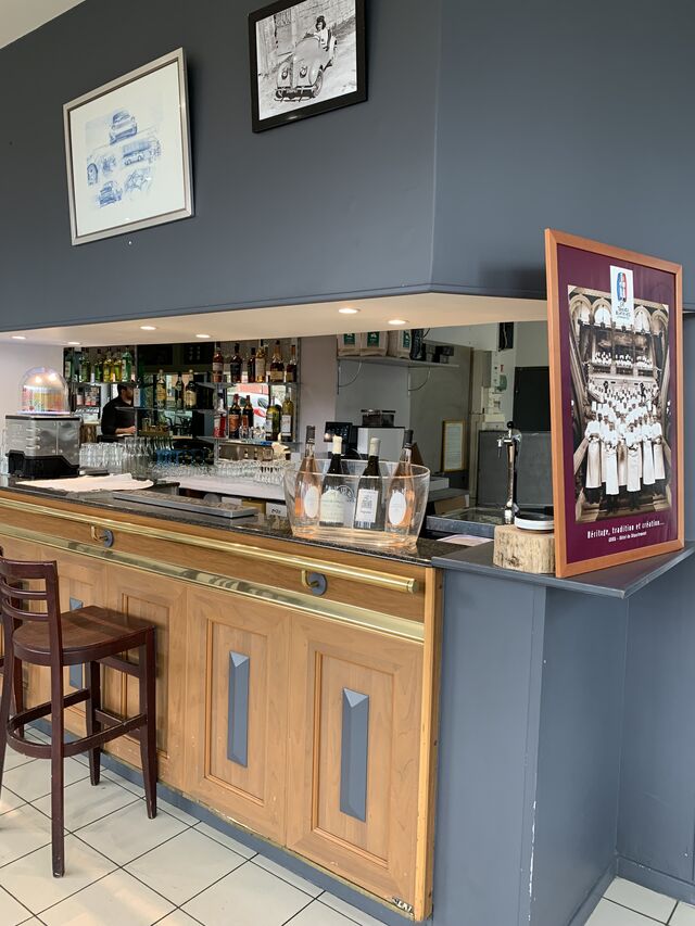 Salle Intérieur du Petit Marché #4