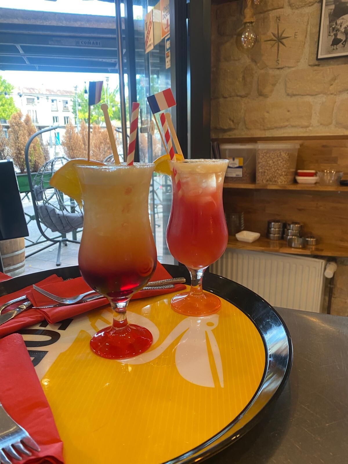 COCKTAILS