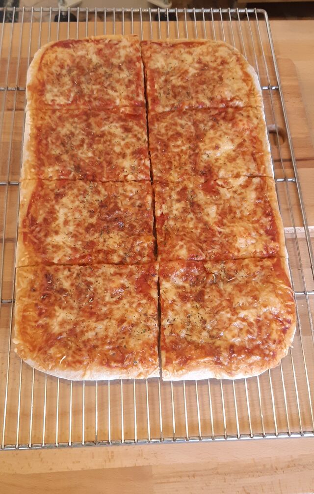 Pizza sauce tomate fromage