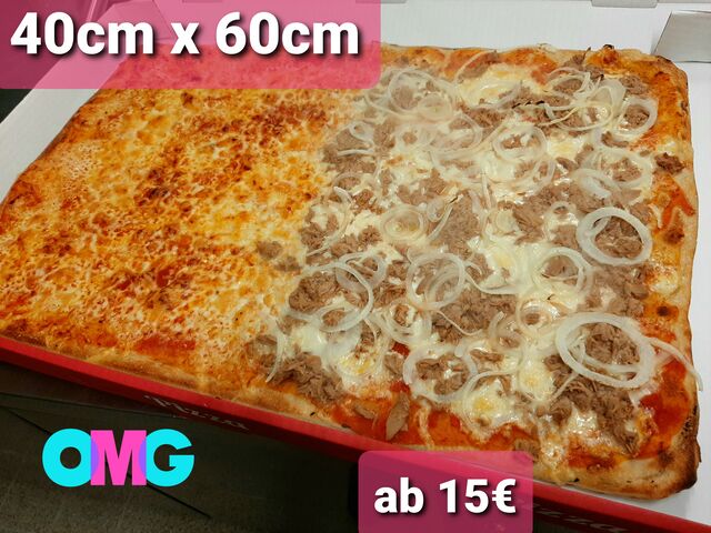 Familienpizza 40cm x 60cm
Grundbelag: Tomatensoße, Gouda
ab 16,90€ (für weitere Zutaten fallen zusätzliche Kosten an)