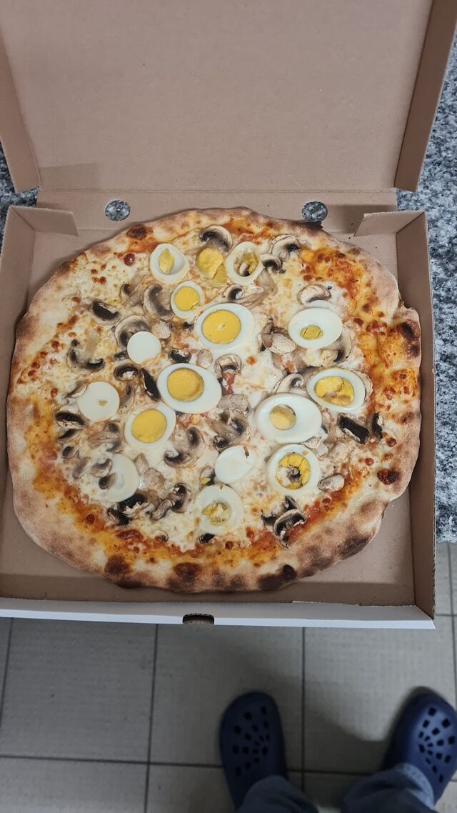 Pizza Capricciosa 