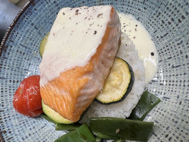 Filet de saumon au beurre citronné