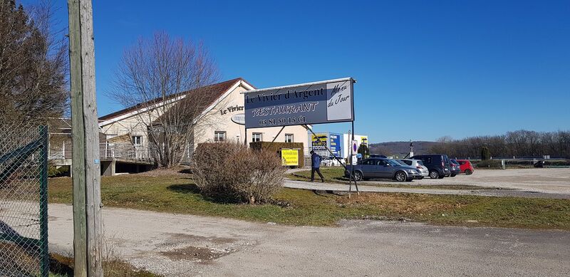 le restaurant vu de l'extérieur