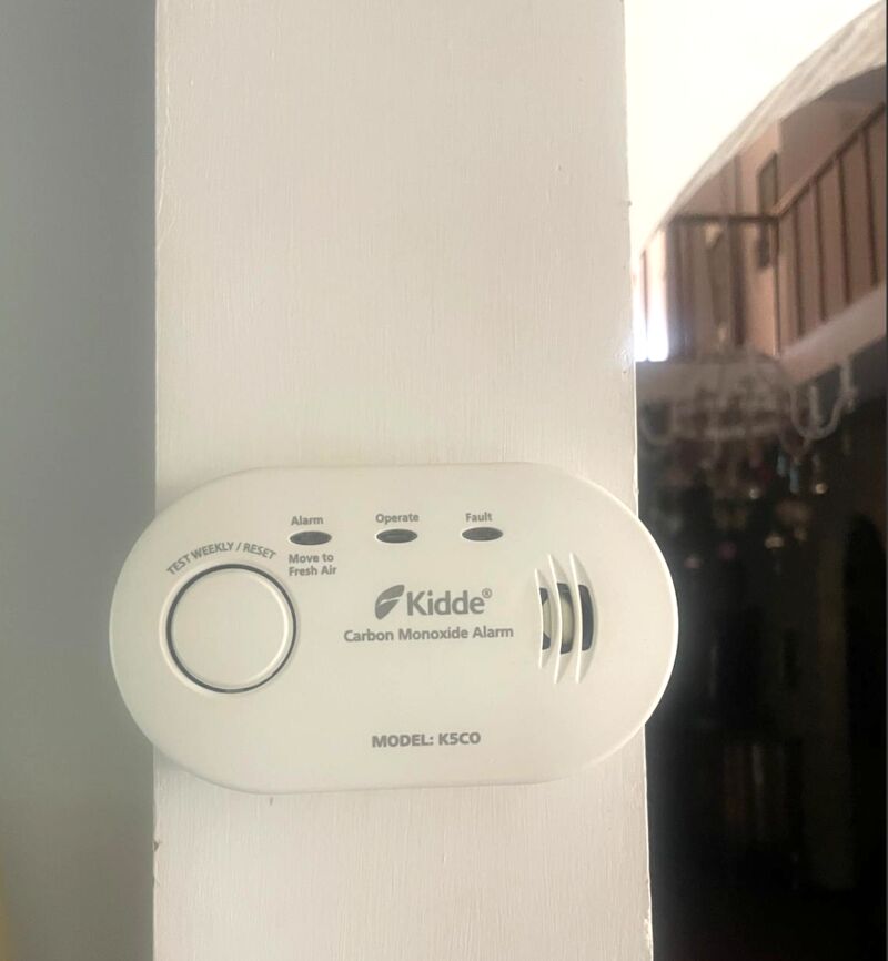 Carbon Monoxide Alarm / Rilevatore CO2 con Allarme