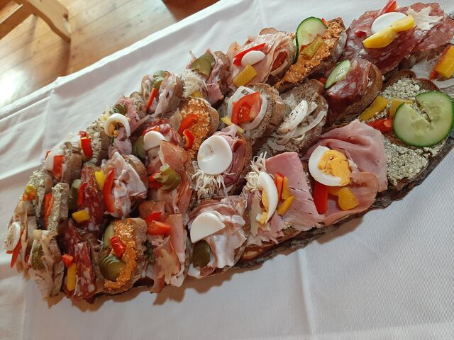 Brötchen auf Wunsch bestellbar 