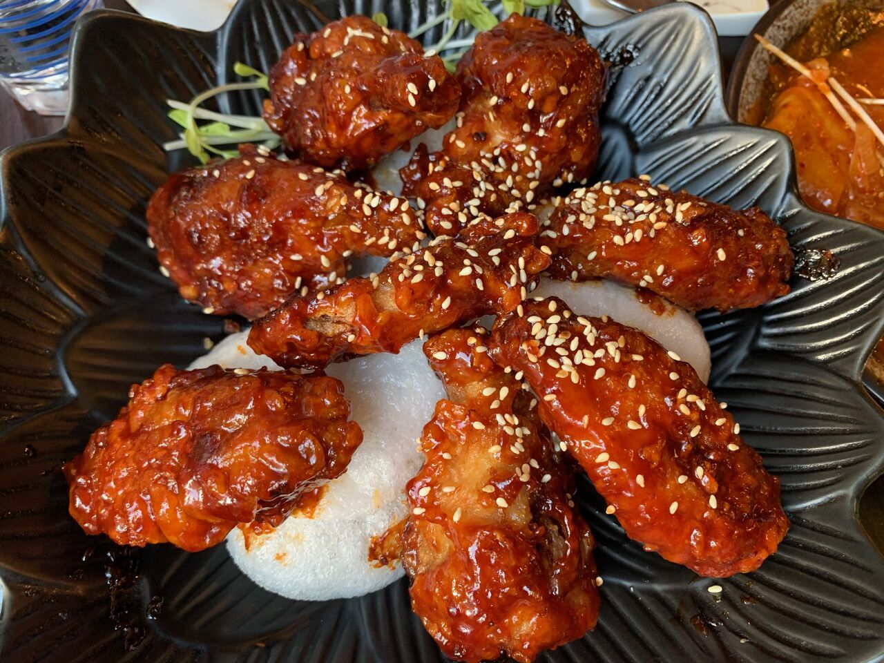 Dalgtwigim (닭튀김), poulet frit à la sauce epicée sucrée
