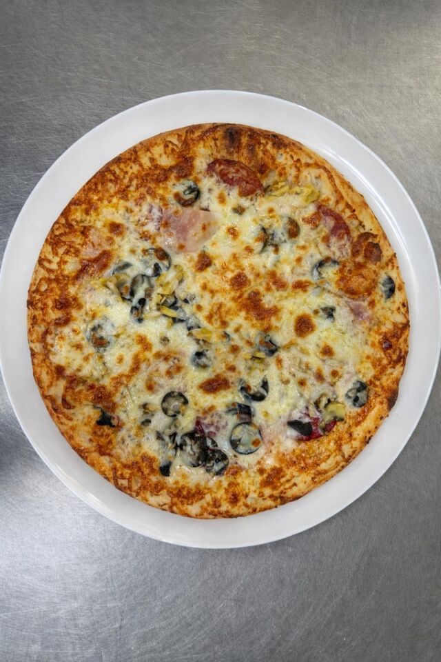 Pizza rustica - 40 lei