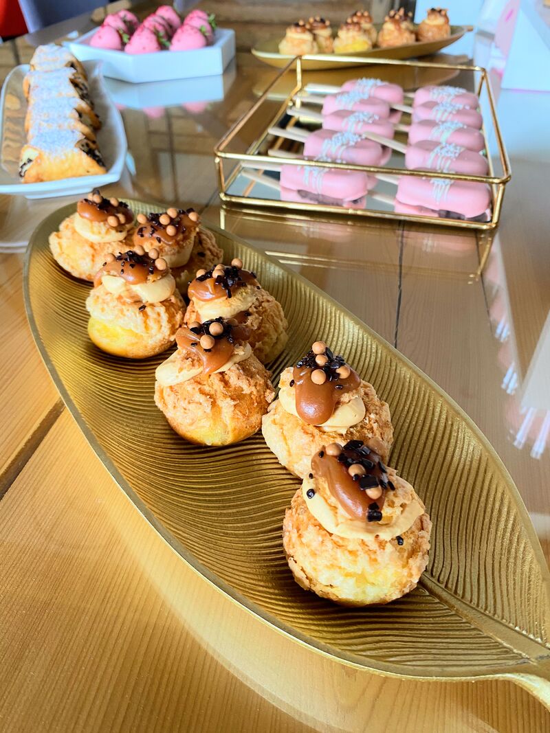 Choux cu caramel sărat