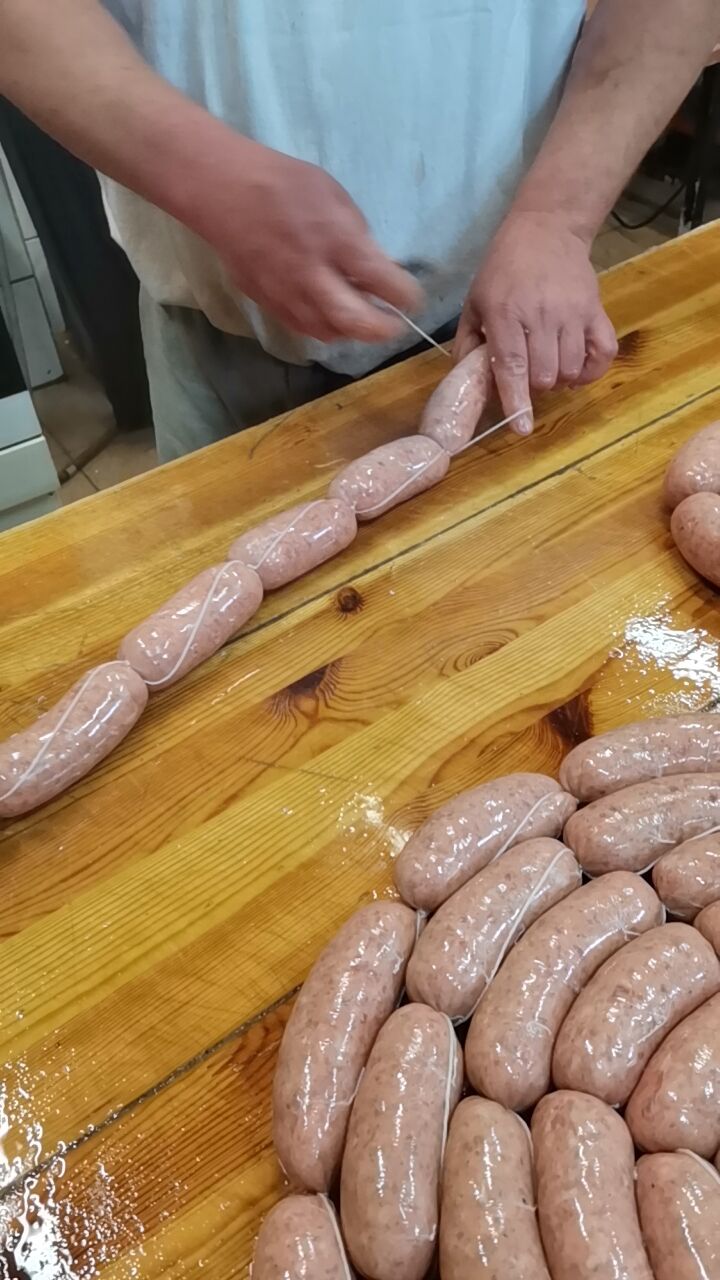 výroba špekáčků 