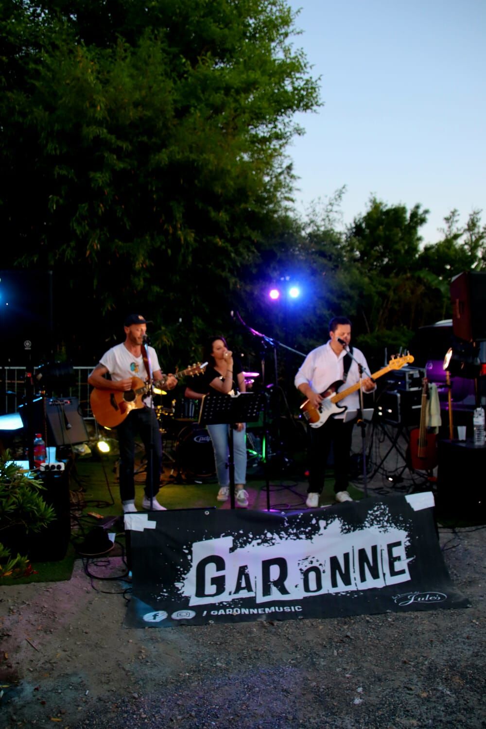 garonne en live le 10/06/22
ce groupe sera de retour à la guinguette le 02/09/22