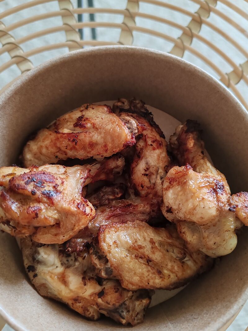 Mabawa ya vissoi (ailes de poulet frits)