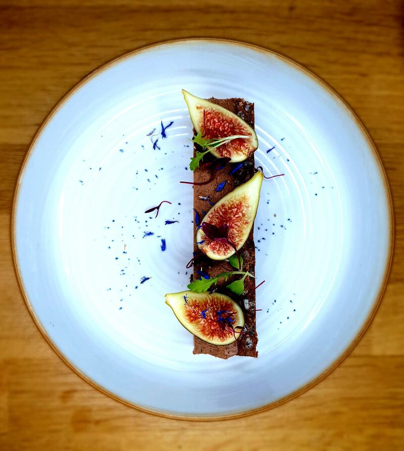 Croustillant tout chocolat & fruits de saison