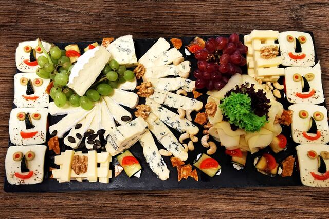 Wir liefern auch kaltes Buffet ;-)