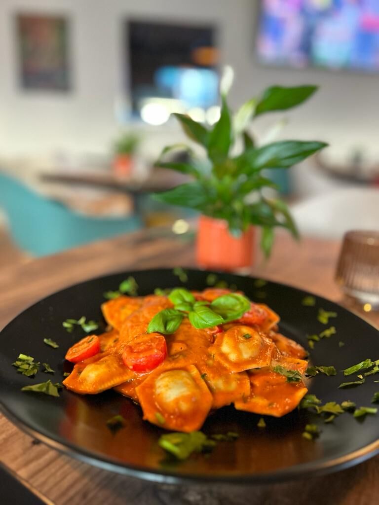 Tortelloni in Tomatensauce