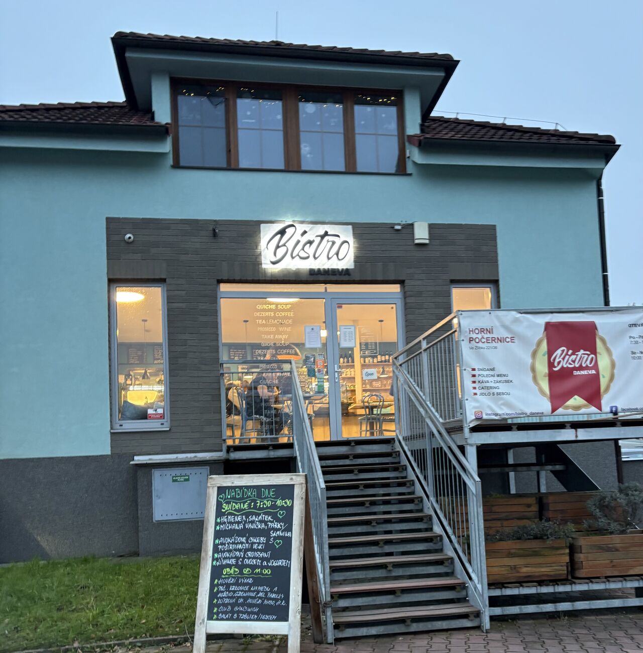 Naše malé útulné bistro