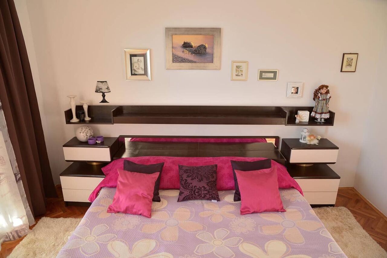 The Babilo Restaurant is located in our house and offers tourists a complete service throughout the day.