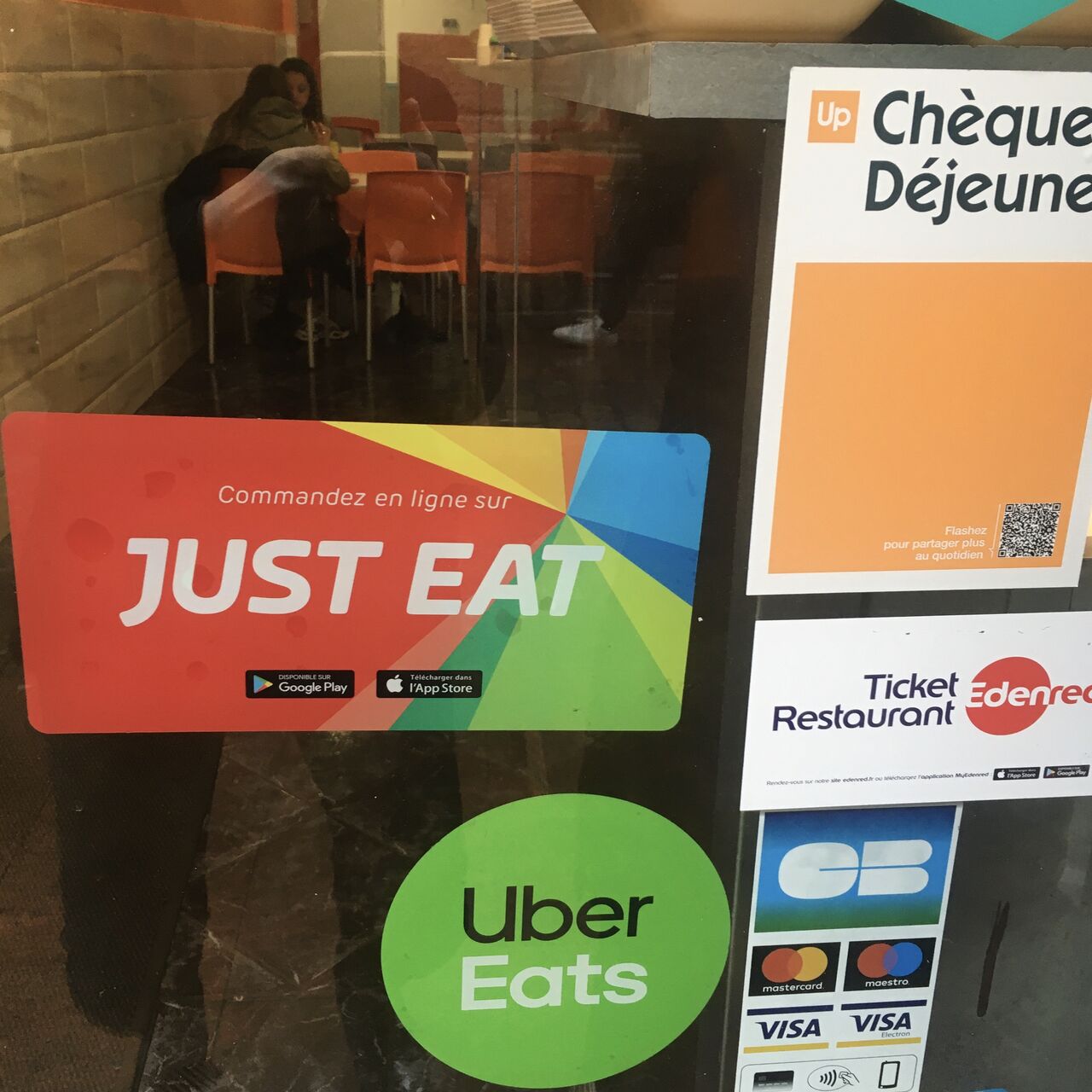 Nhésitez pas a commander en livraison via nos partenaires