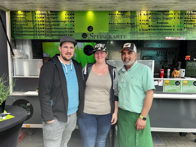 Lisa und Mr. GLS :-)