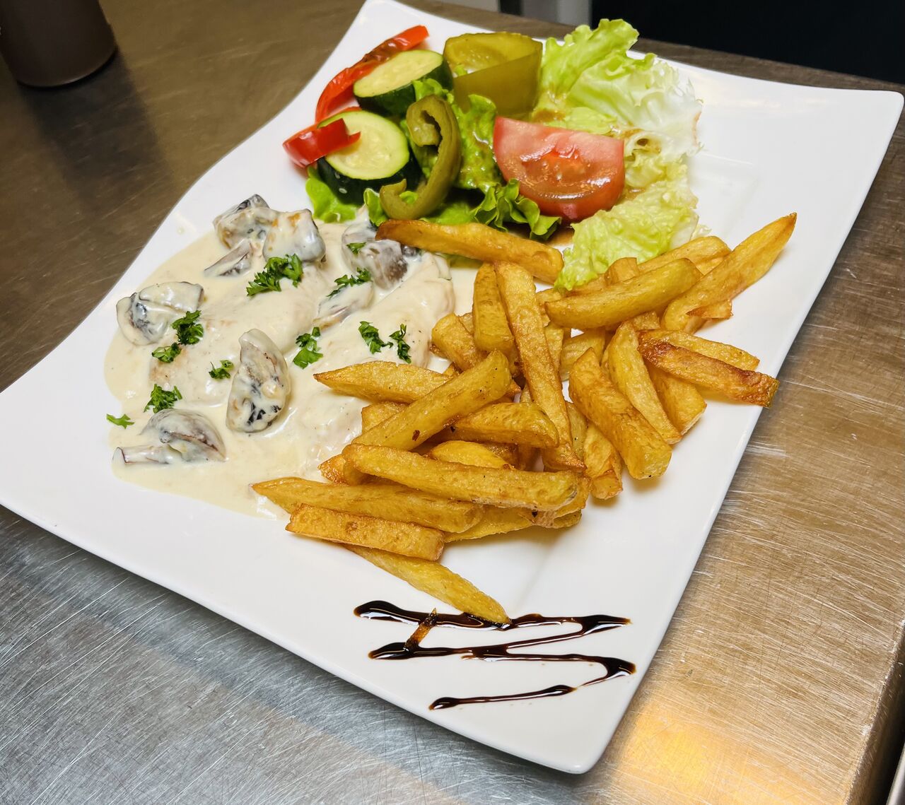 Escalope de poulet à la crème de champignons