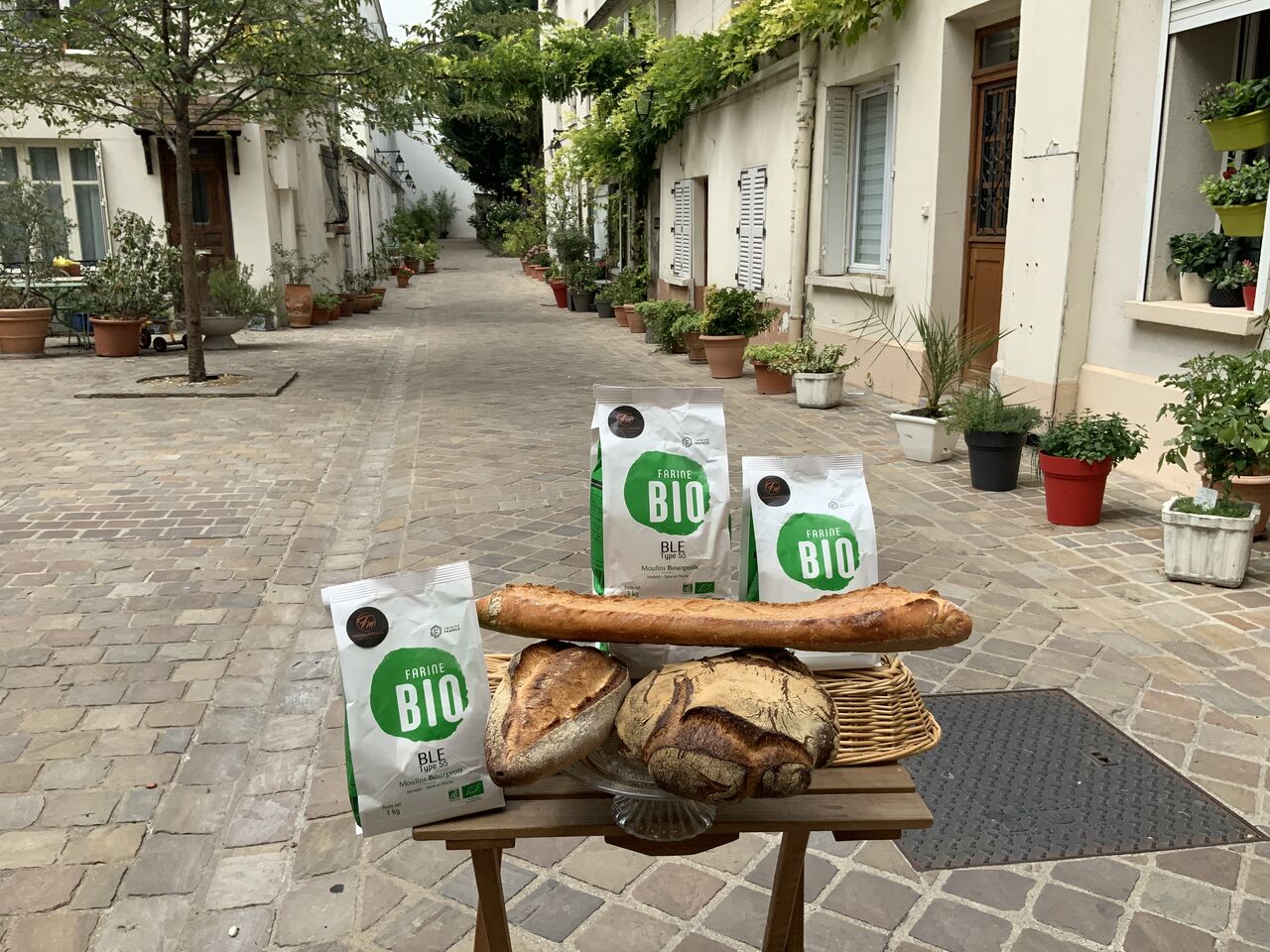 FARINE BIO AU CŒUR DU HAMEAU DES BATIGNOLLES 