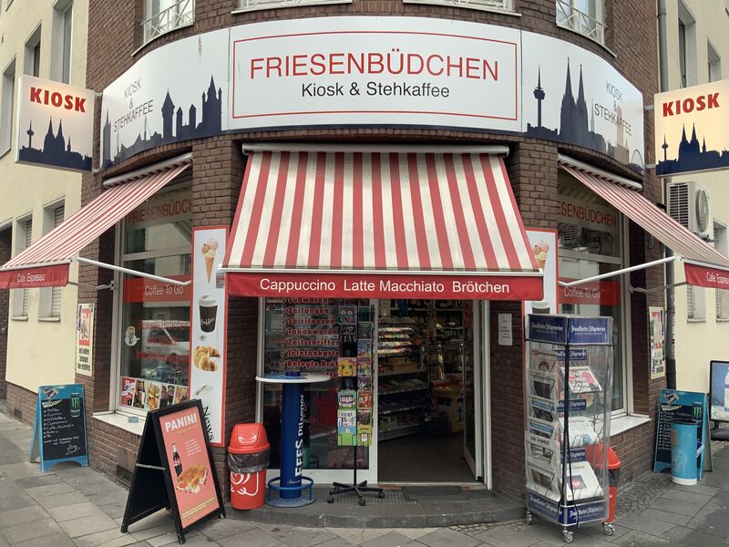 wir führen frisch belegte Brötchen und heiße Wurst