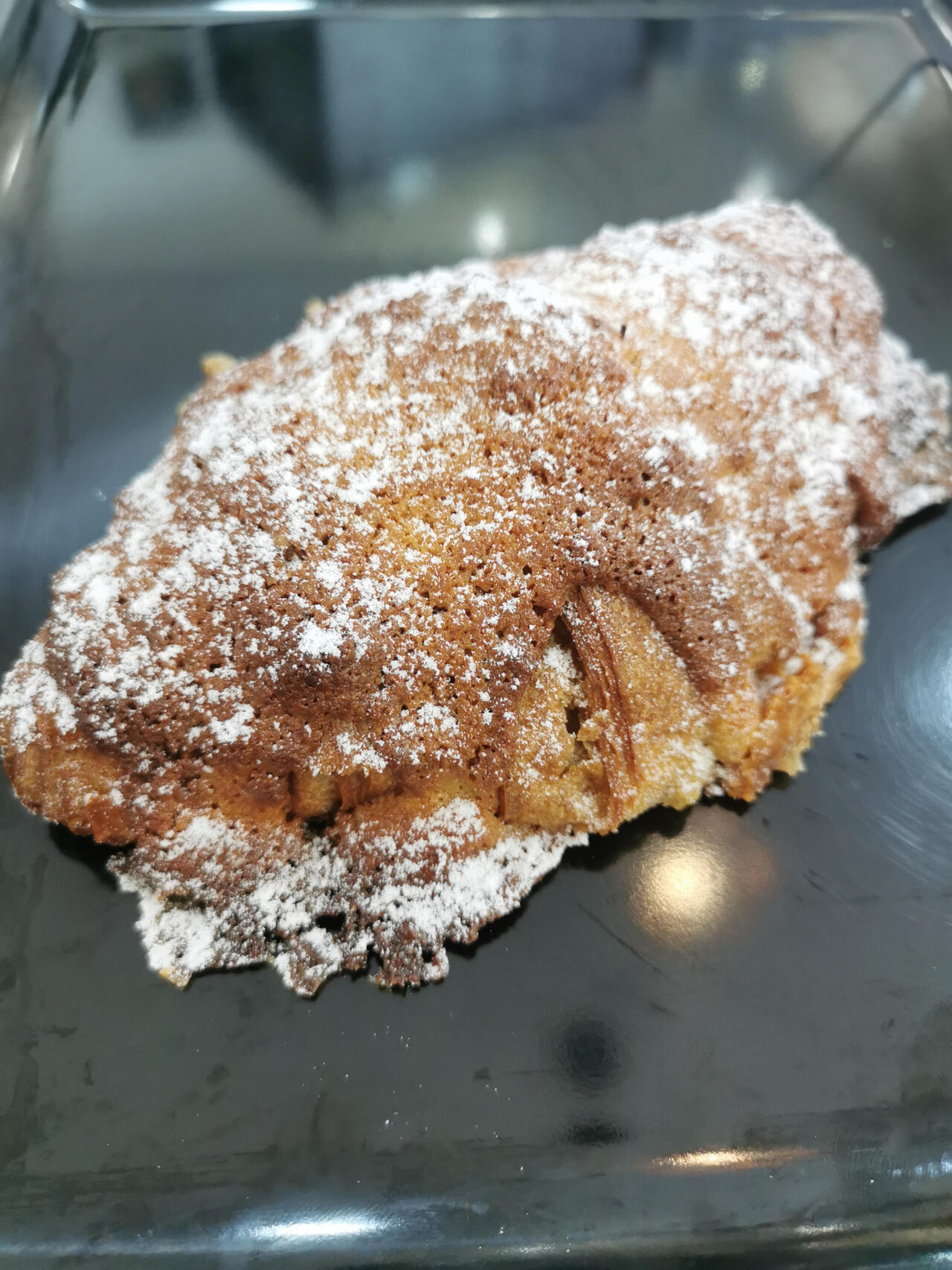 Croissant aux amandes.