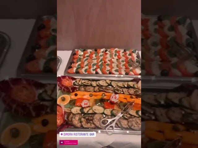 Buchen Sie unsere Räume und Service für ein Event oder einen besonderen Anlass.
Wir haben Platz für bis zu 60 Personen.