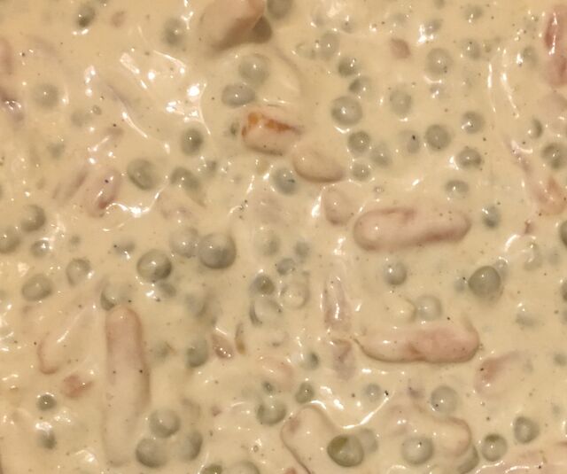 Erbsen & Möhrchen in Rahmsauce 