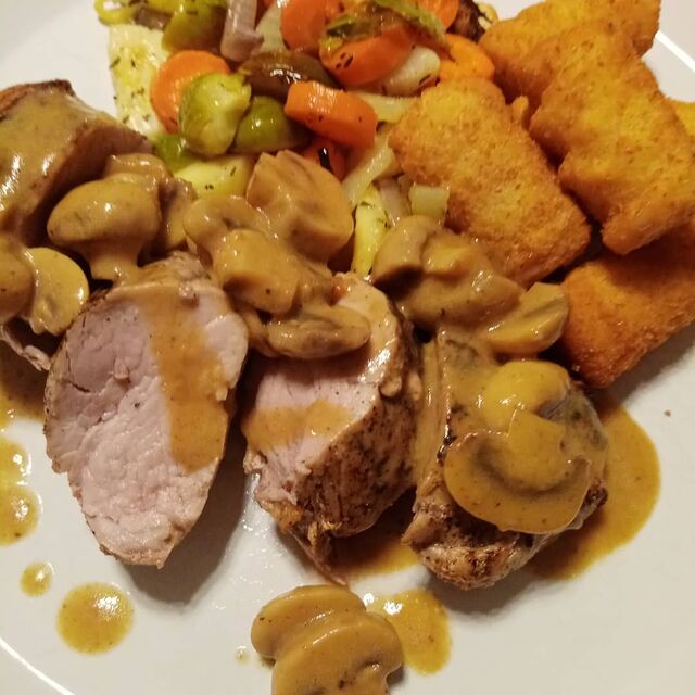 varkenshaasje met champignonroomsaus