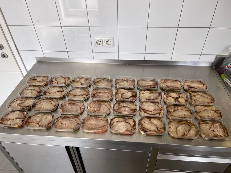 unsere Bratensülze in Zubereitung :-)