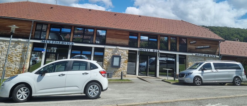 Front of Thaya building
