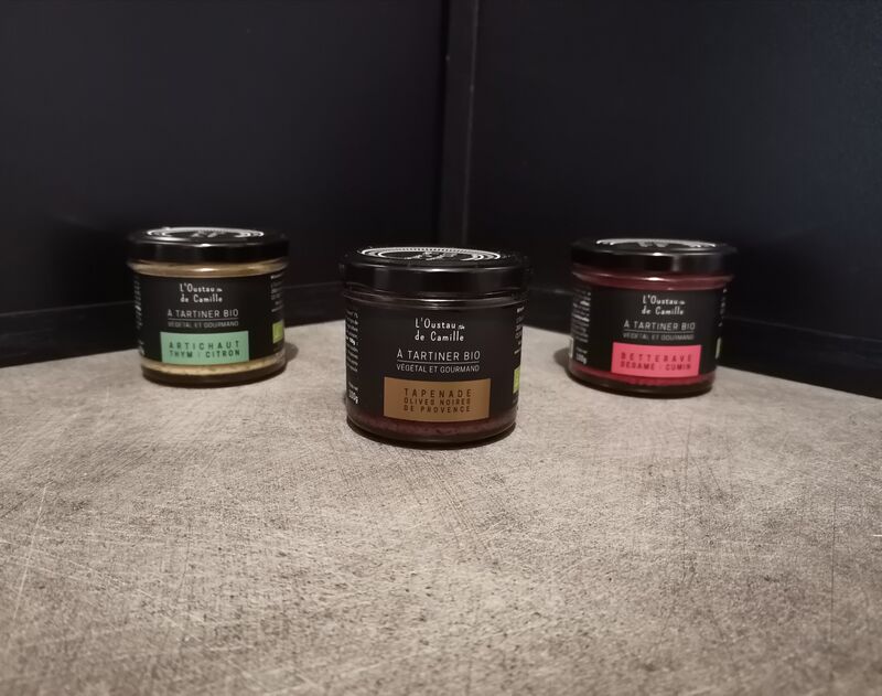 Tartinables de légumes bio=Artichaut/thym/citron, Tapenade olives noires, Betterave/sésame/cumin = 5.90€ 