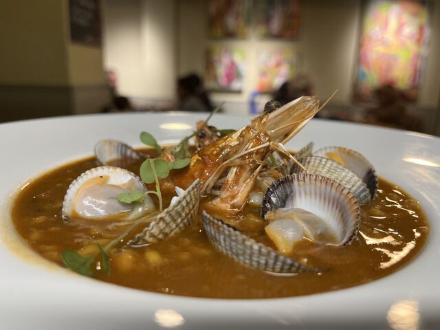 Pochas con Berberechos y Langostinos