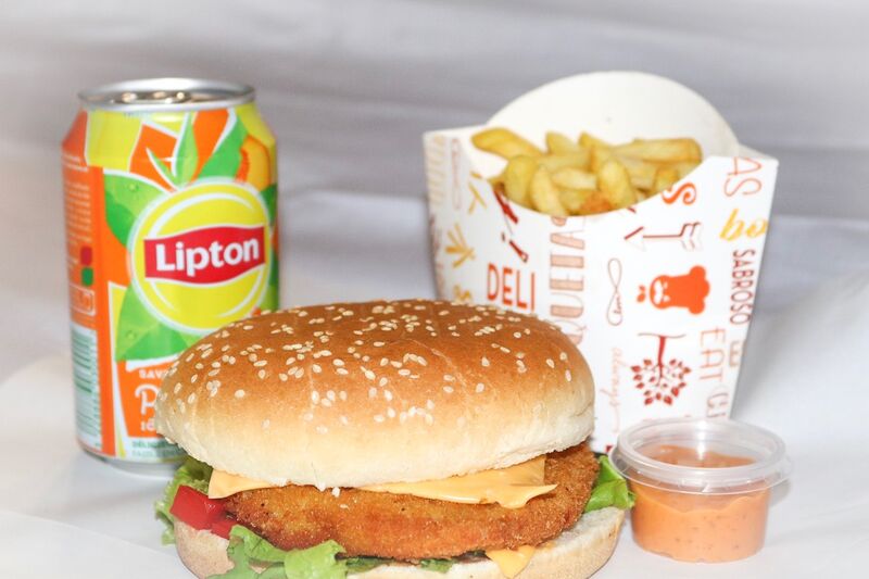 Chicken burger ( poulet pané ) seul: 5,5 Menu frites+boisson 33cl: 6€
