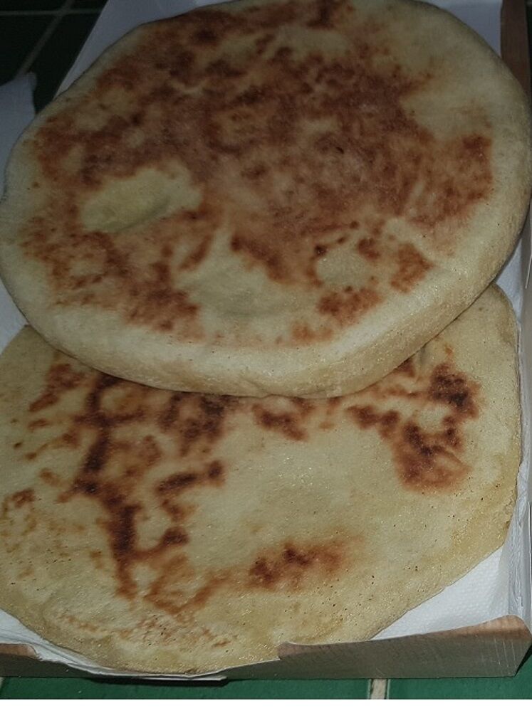 pain Matloua Batbout 