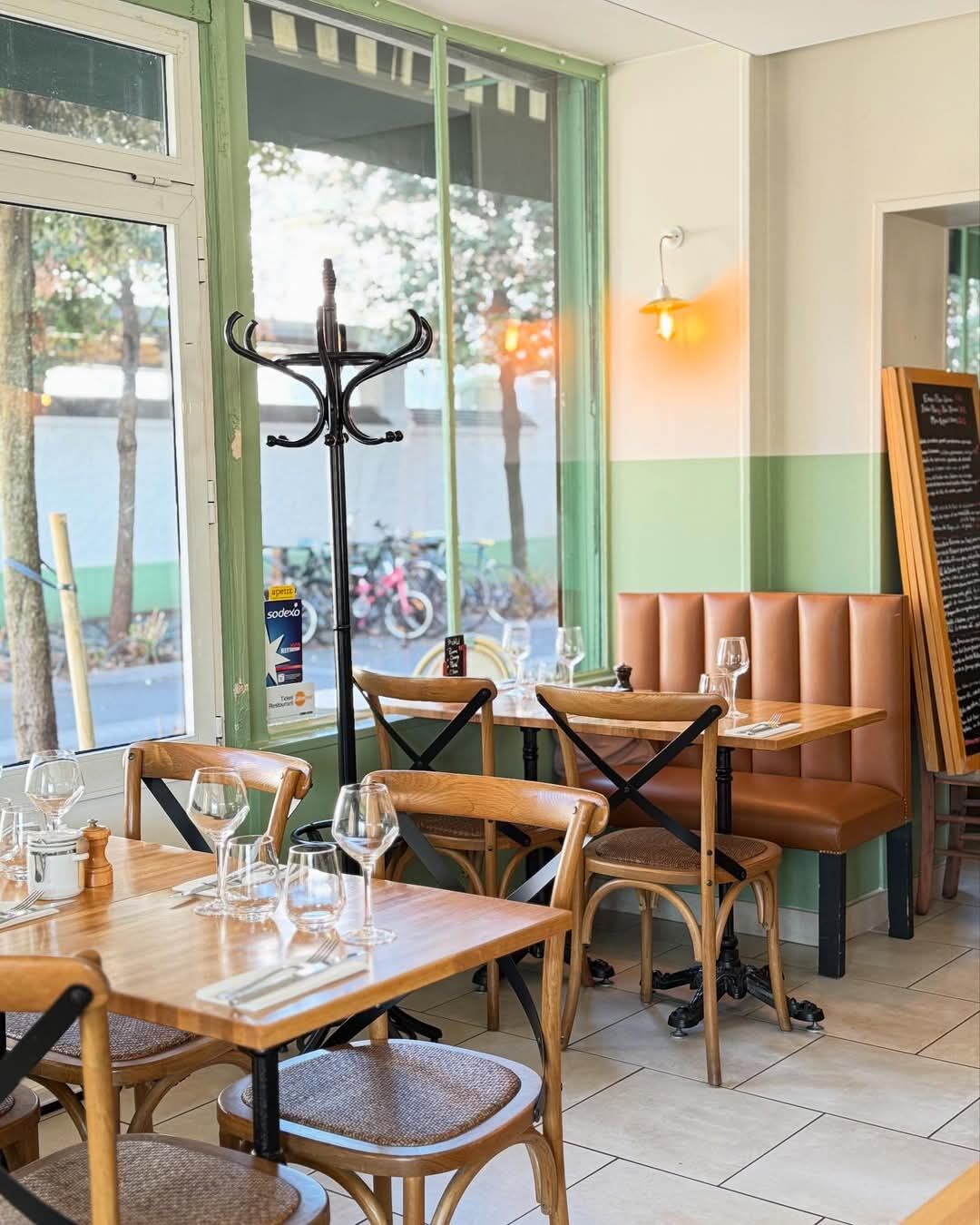 Vue sur rue piétonne